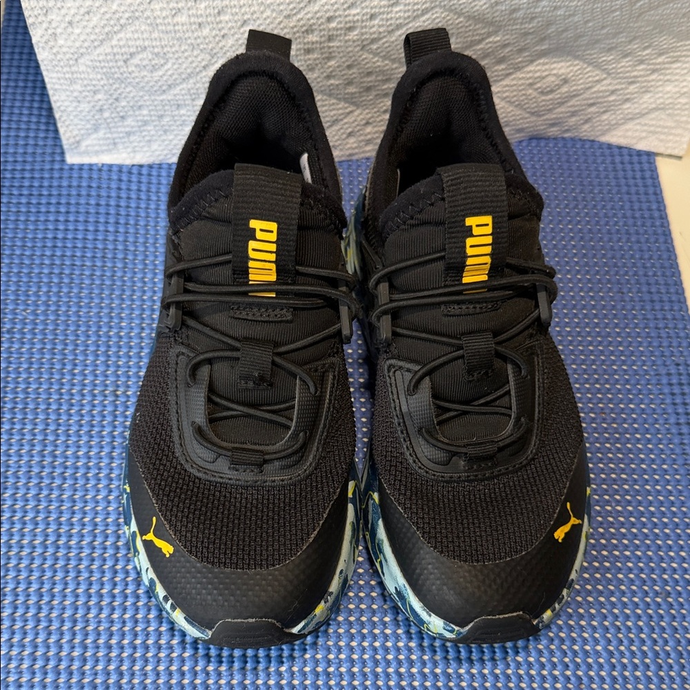 Puma Black and Yellow Athletic Shoes